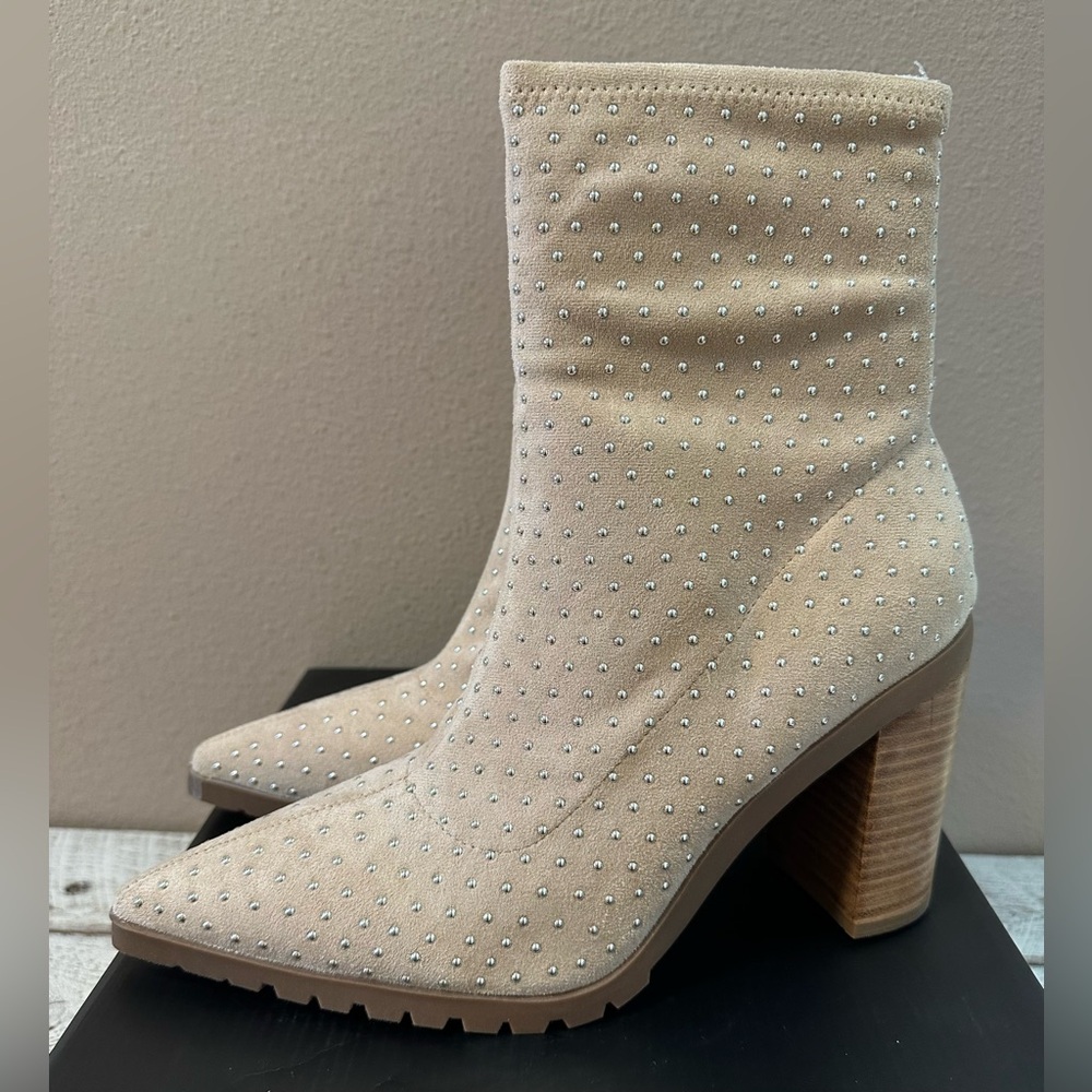 Charles by Charles David Danielle Heeled Boot - NIB - Picture 2 of 9